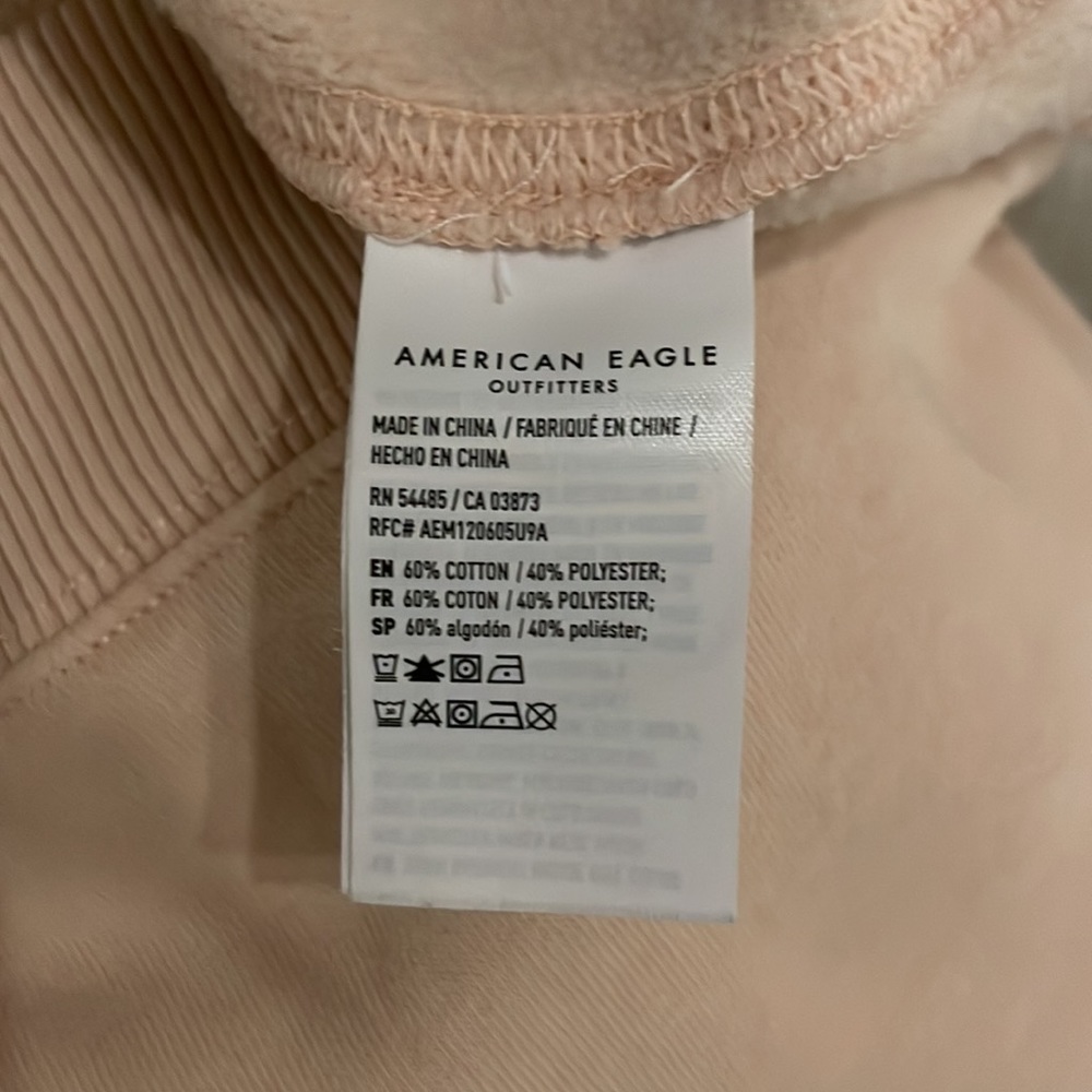 Pristine Condition American Eagle Small Waves Des… - image 4
